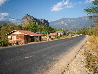 Khong Lor, Laos. Photographie de Jordy Meow, 3/33