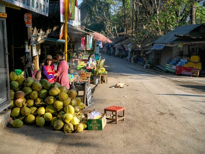 Luang Prabang, Laos. Photographie de Jordy Meow, 30/82