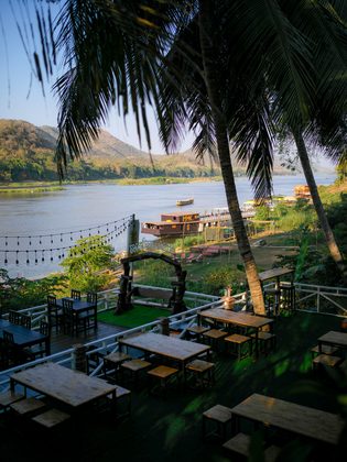 Luang Prabang, Laos. Photographie de Jordy Meow, 5/82
