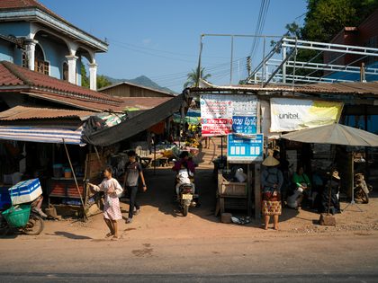 Vang Vieng et le lac Nam Ngum, Laos. Photographie de Jordy Meow, 21/48