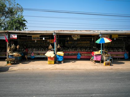 Vang Vieng et le lac Nam Ngum, Laos. Photographie de Jordy Meow, 37/48