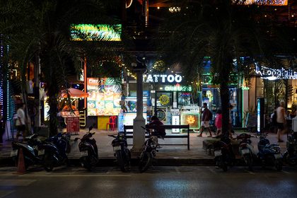 Krabi, Thaïlande & Malaisie. Photographie de Jordy Meow, 7/16
